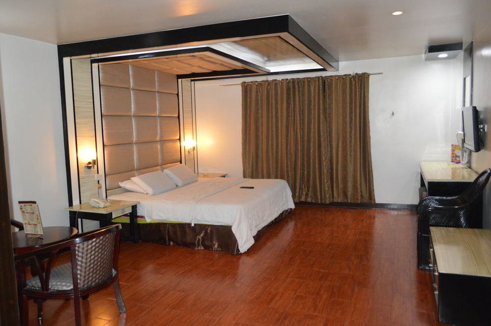 Hotel Sogo Malate Manila Exteriör bild