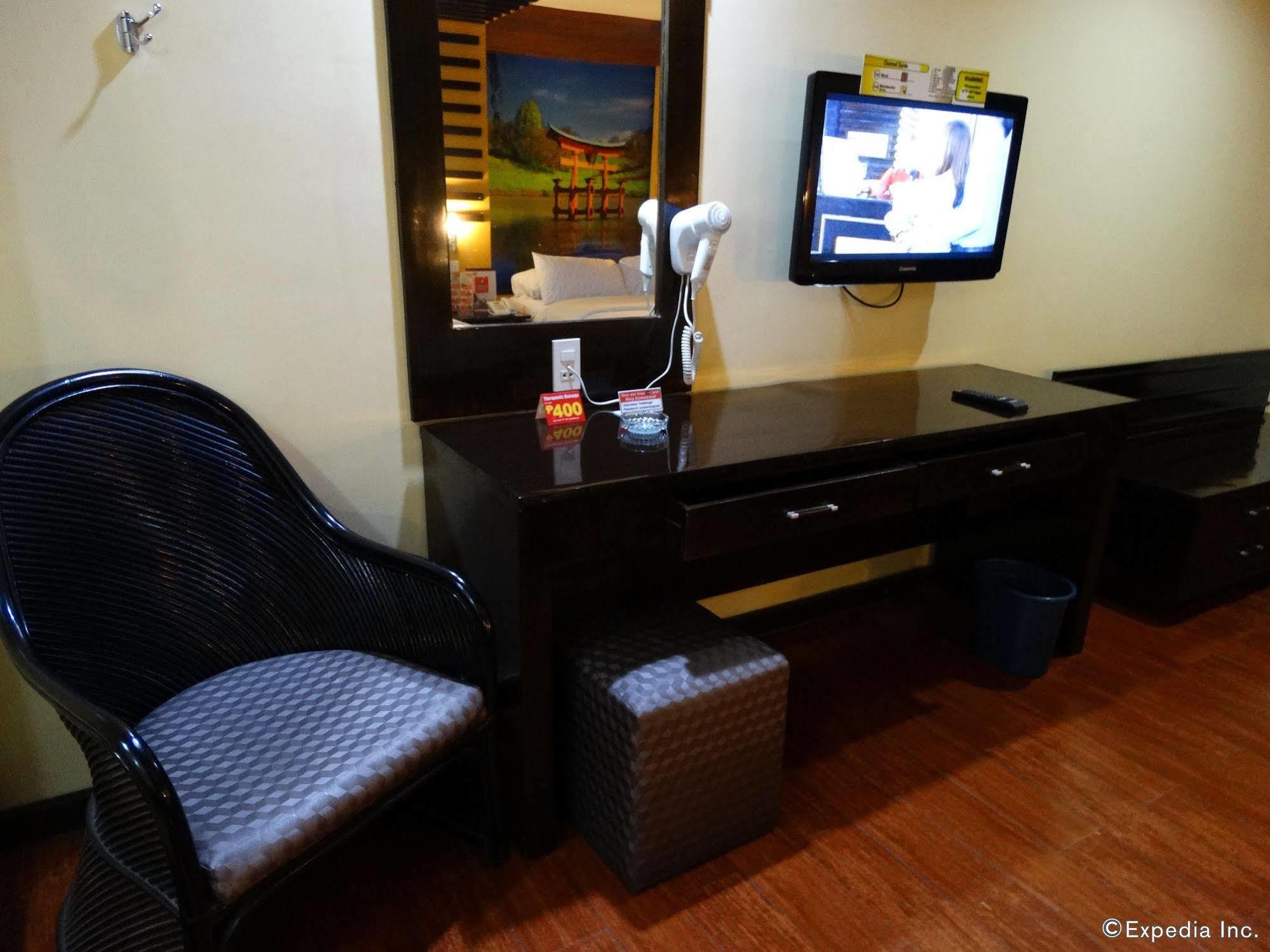 Hotel Sogo Malate Manila Exteriör bild