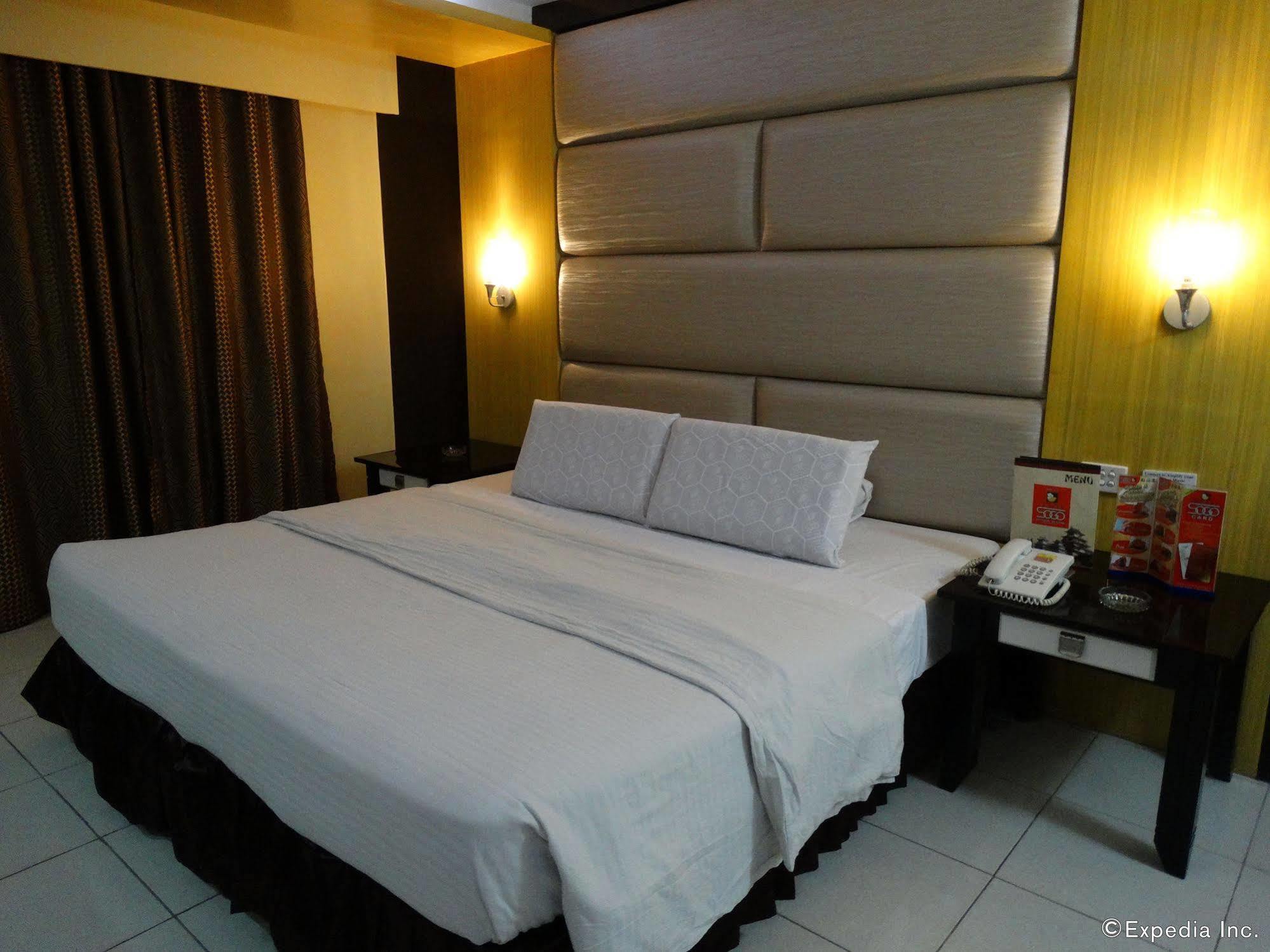 Hotel Sogo Malate Manila Exteriör bild