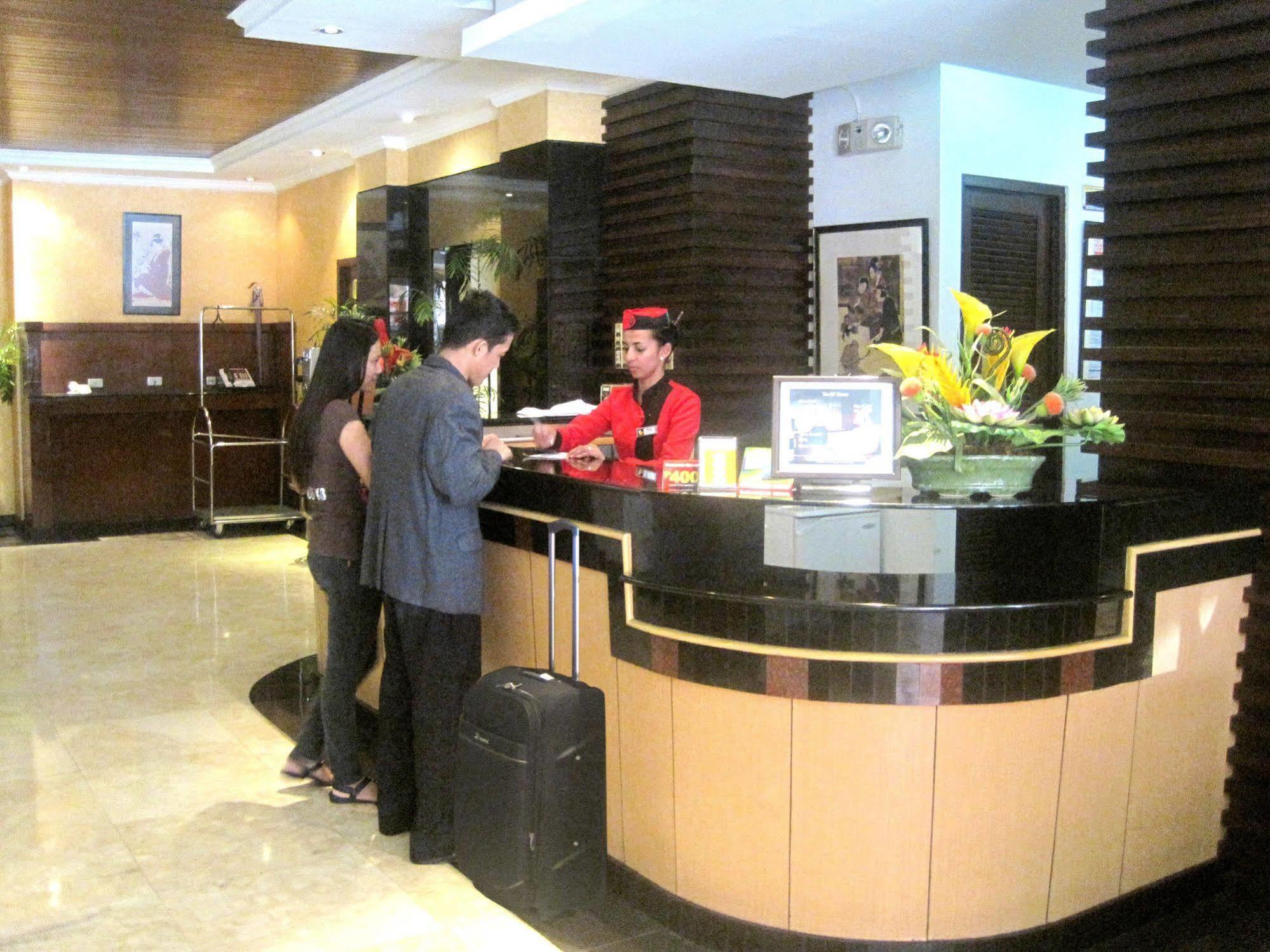 Hotel Sogo Malate Manila Exteriör bild